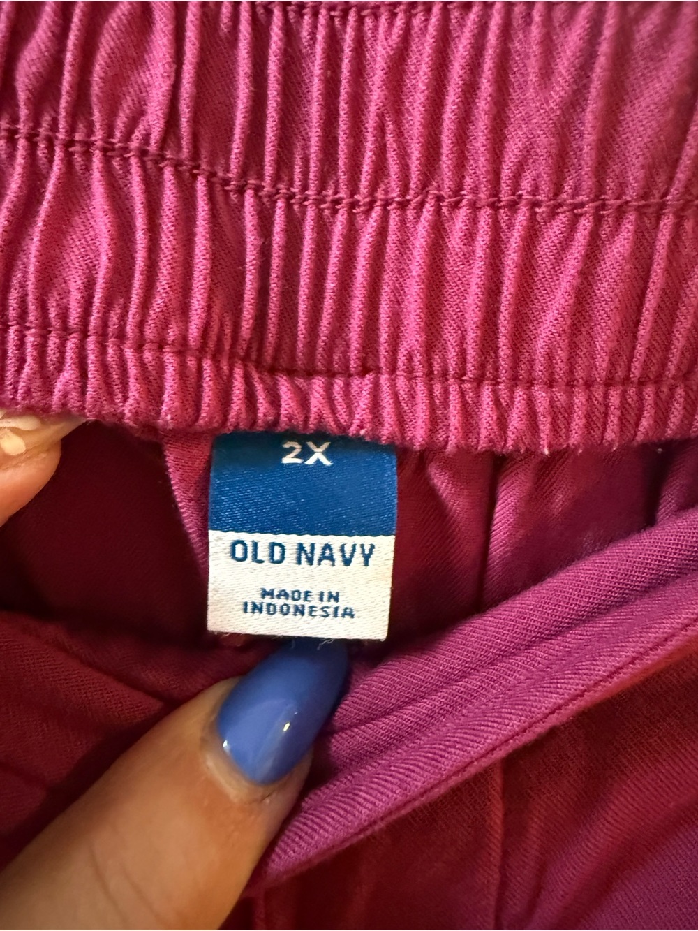 Old Navy Raspberry Elastic-Waist Pants - Picture 3 of 3